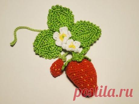 Композиция КЛУБНИКА Часть 2 A composition STRAWBERRY Crochet Рart 2