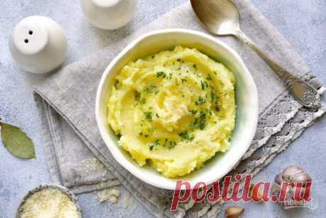 Как приготовить вкусное картофельное пюре: правила, секреты, необычные ингредиенты - Будет вкусно - 5 октября - 43332679406 - Медиаплатформа МирТесен Нежное и вкусное пюре из картофеля точно входит в тройку лидеров в списке самых популярных гарниров. А возможно, даже возглавляет его. Увы, это, казалось бы, элементарное блюдо довольно просто испортить. Мы решили собрать несколько советов, которые помогут вам из раза в раз готовить идеальное пюре - 5 октября - 43332679406 - Медиаплатформа МирТесен