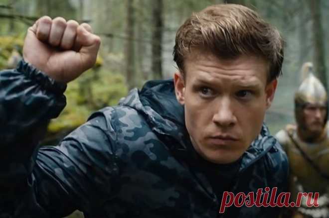 Shot: от звезды «Кухни» Хориняка требуют 8 млн рублей за неявку на съемки. Виктор Хориняк получил 800 тысяч рублей авансом за съемки фильма «Любви не бывает» и не пришел.
