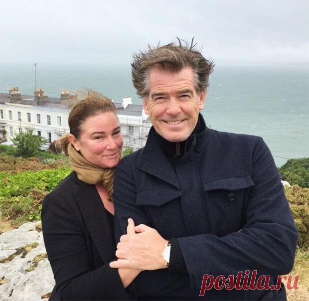 Джеймс Бонд Пирс Броснан знает о любви все: актер отметил 17 годовщину свадьбы