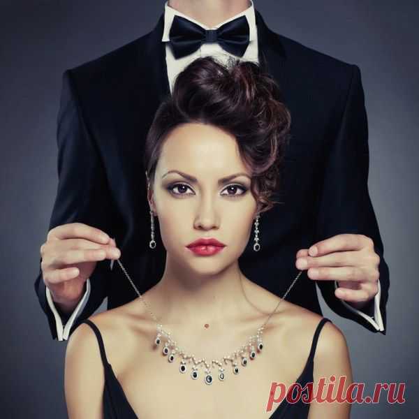 Какие подарки девушка может принимать от мужчины?