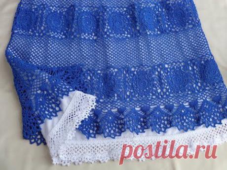 Вязаная юбка крючком с подъюбником из льна, обвязанным кружевной каймой. &quot;Влюблённая в море&quot;