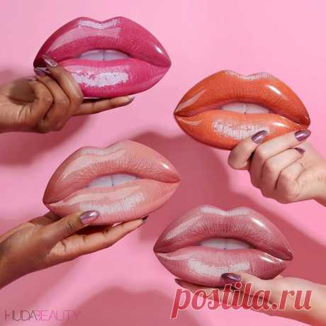 HudaBeauty набор для макияжа губ