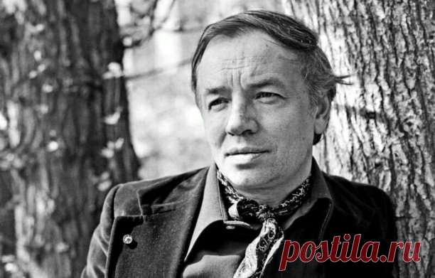 ღСага (Ты меня на рассвете разбудишь...) 

Ты меня на рассвете разбудишь,
проводить необутая выйдешь.
Ты меня никогда не забудешь.
Ты меня никогда не увидишь.
Заслонивши тебя от простуды,
я подумаю: 