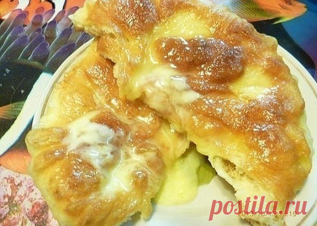 ПЫШКИ СО СМЕТАНОЙ И САХАРОМ

Частенько я жарю румяные и ароматные пышки к чаю. Делаются они очень легко, что называется 