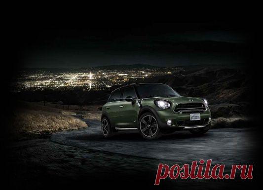 Ростов - Конец дороги. Начало путешествия --- путешествие на авто: Открой Россию заново на новом MINI COUNTRYMAN! Мы расскажем, на каких трассах искать приключения на свою горячую голову. Выбирай маршрут и только не говори, что тебя не предупреждали - мы гоняем отчаянно и неудержимо --- Москва - Никола-Ленивец -Нижний Новгород-Ростов-на-Дону... Поехали...