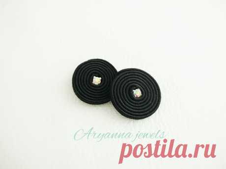 TUTORIAL SOUTACHE orecchini bottoncino con chaton