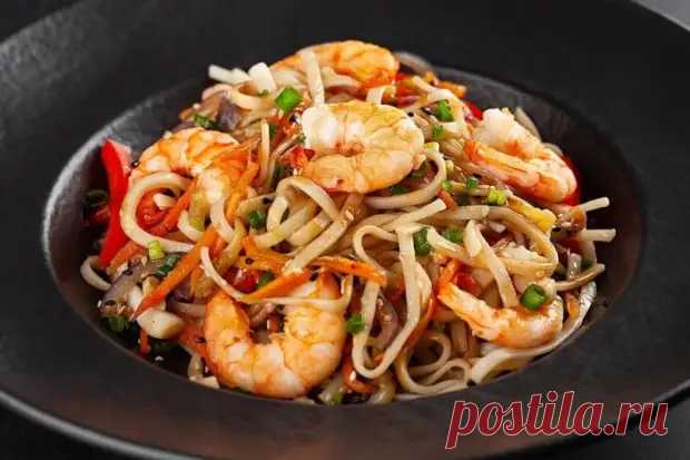 Вкуснейшая лапша вок с креветками точно понравится всем любителям морепродуктов и азиатских блюд - Мой Дом 21 - Медиаплатформа МирТесен