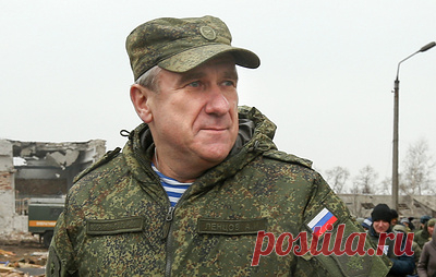Командующим миротворческим контингентом РФ в Нагорном Карабахе стал генерал Ленцов. Заместитель главнокомандующего Сухопутными войсками ВС РФ назначен командующим контингентом с 25 апреля