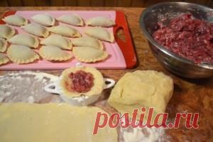 Тесто на кипятке для пельменей