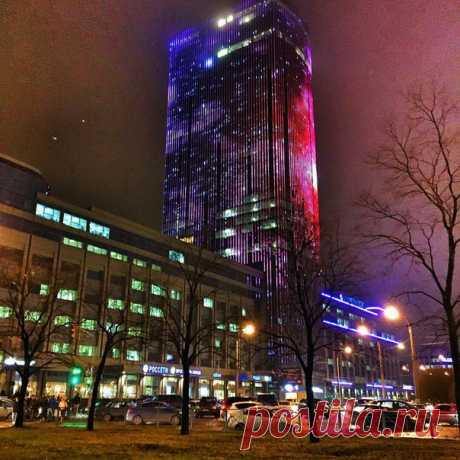 Небоскреб "Leader Tower", просто космос
