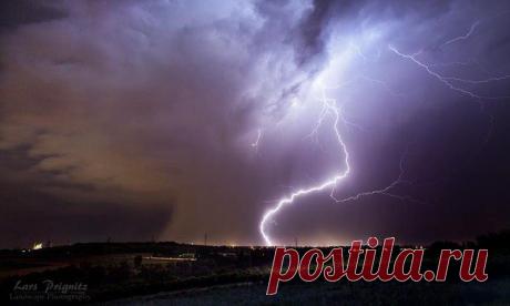 Гроза над Майнц,  Германия,  29.8.2012. / Социальная погода