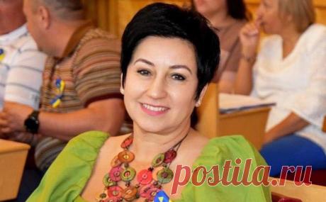 В Закарпатье депутат опровергла публикацию карты региона с флагом Венгрии. Депутат Закарпатского областного совета от Партии венгров Украины Юдита Петеи заявила, что не публиковала карту части региона в цветах флага Венгрии.