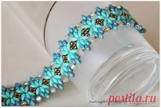 (1) http://3.bp.blogspot.com/--Iki5K8N3Tw/UaDzpHjFJcI/AAAAAAAAQR4/DXxcrv5hjRQ/s1600/IMG_5857.jpg | Beads - Jewelry