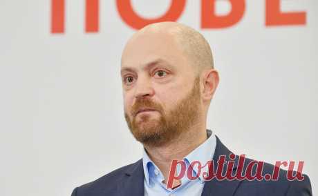 Военкор Коц рассказал, как нашли раненого Поддубного после атаки дрона. Раненого военкора ВГТРК Евгения Поддубного нашел местный житель на дороге после атаки дрона на машину, в которой ехал журналист, рассказал военный корреспондент газеты «Комсомольская правда» Александр Коц.