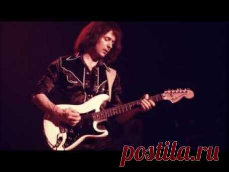 Ritchie Blackmore is a legend on the electric guitar. Check out 10 great moments that defined Rock music.