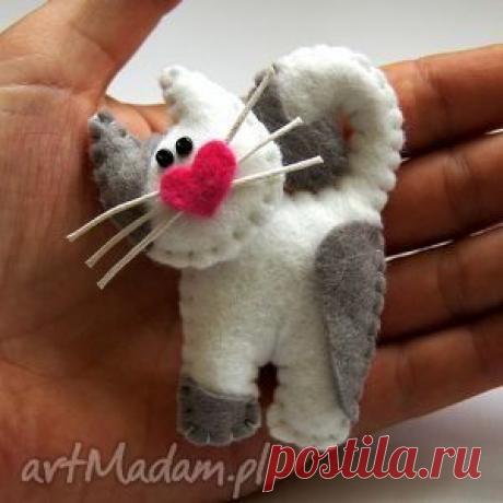 Найдено на сайте broszki.art-madam.pl.