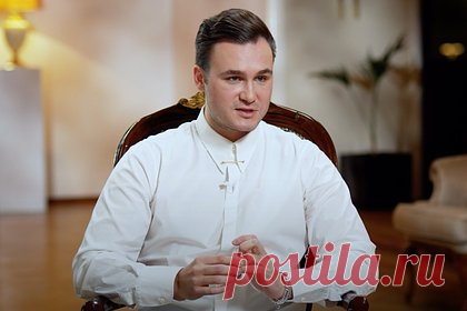 Популярный российский блогер рассказал о приглашении на канал Соловьева. Популярный российский блогер Николай Соболев (внесен Минюстом РФ в реестр иноагентов) заявил, что недавно его позвали работать на канал журналиста Владимира Соловьева «Соловьев LIVE», но он отказался. О том, почему он не захотел там работать, блогер рассказал в интервью Мадонне Мур.