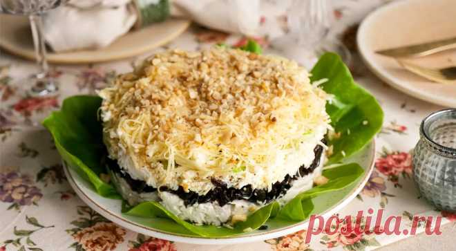 Салат Дамский каприз с черносливом и курицей, пошаговый рецепт с фото на 491 ккал Салат Дамский каприз с черносливом и курицей. Вкусный рецепт приготовления с пошаговым описанием, фото и отзывами. Удобный поиск рецептов и кулинарное вдохновение на Gastronom.ru