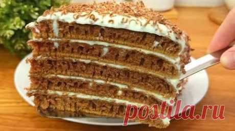 Нежный торт на сковороде, без духовки и миксера | Вкусная история Пульс Mail.ru Рецепт: Мука – 260 гр. Ванилин - щепотка Разрыхлитель – 8 гр. Какао – 1 ст.л. Сахар – 120 гр. Сода – 2\3 ч.л. Уксус 9% –1\2 ч.л. Яйцо – 2 шт. Масло растительное – 50 мл. Молоко – 130 мл. (комнатной...