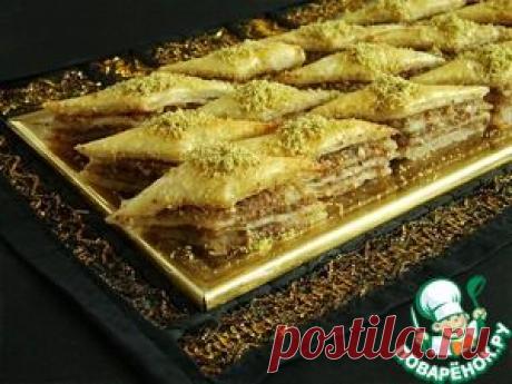 Слоеный десерт &quot;Восточный&quot; - кулинарный рецепт