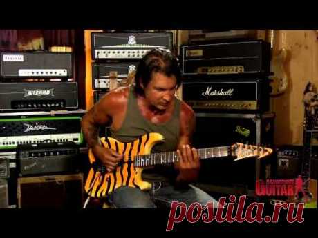 George Lynch -  Creating riffs and licks using shapes from the Blues Scale
