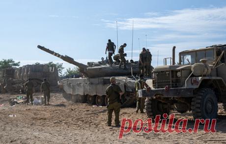 WSJ: Израиль отложил наземную операцию в ожидании сил ПРО США. По данным издания, Вашингтон намерен перебросить на Ближний Восток около 10 систем противовоздушной обороны для того, чтобы защитить американские войска в Ираке, Сирии, Кувейте, Иордании, Саудовской Аравии и ОАЭ