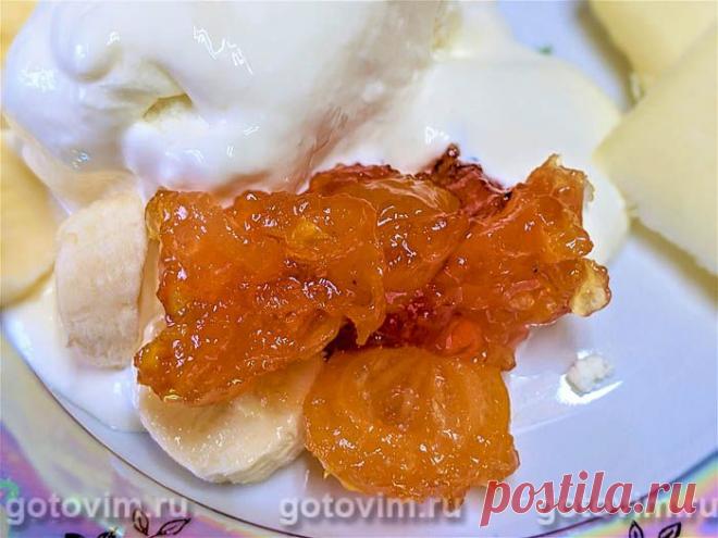 Варенье из японской айвы. Рецепт с фото Обратите внимание на этот прекрасный кустик. В народе его называют северным лимоном или японской, айвой. Цветёт хеномелес, так по-научному называют это растение, обильно и долго. В конце сентября куст покрывается множеством жёлтых плодов. Что с ними делать, спросите вы? Есть их как яблоки точно не будешь, они гораздо кислее лимонов. А вот сварить варенье из японской айвы можно.







