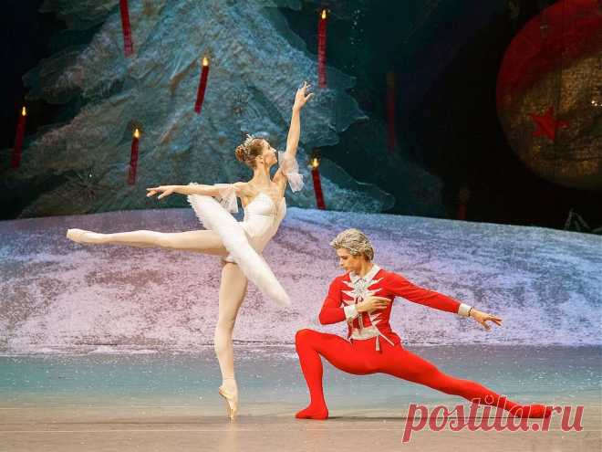 Anna Tikhomirova as Marie and Artem Ovcharenko as Nutcracker-Prince | Flickr - Photo Sharing!
