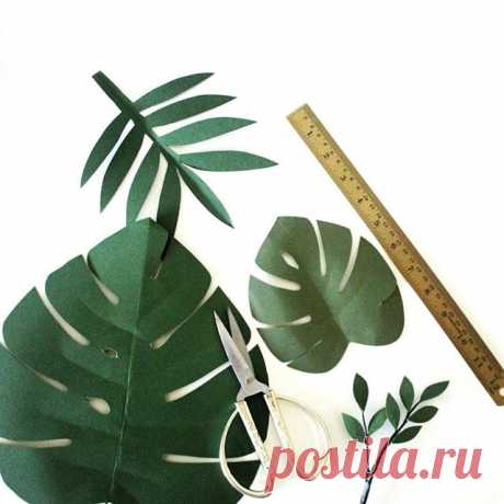 Trial and error paper tropical leaves. #handmadebysarakim #letsmakeflowers
