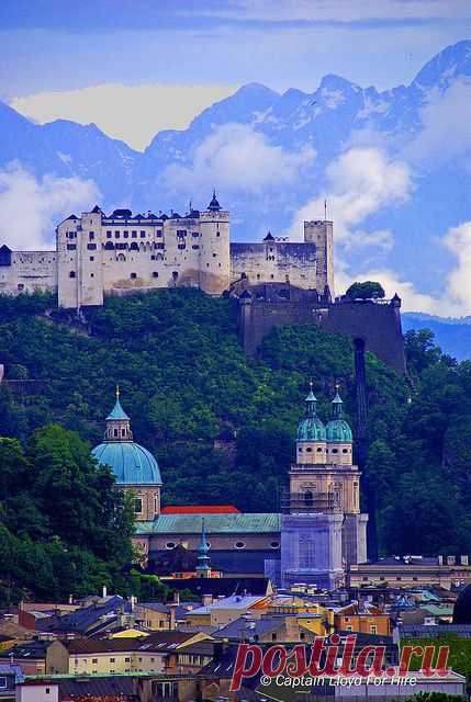 Lucia Oller приколол(а) это к доске Castles and Palaces Around the Wo…