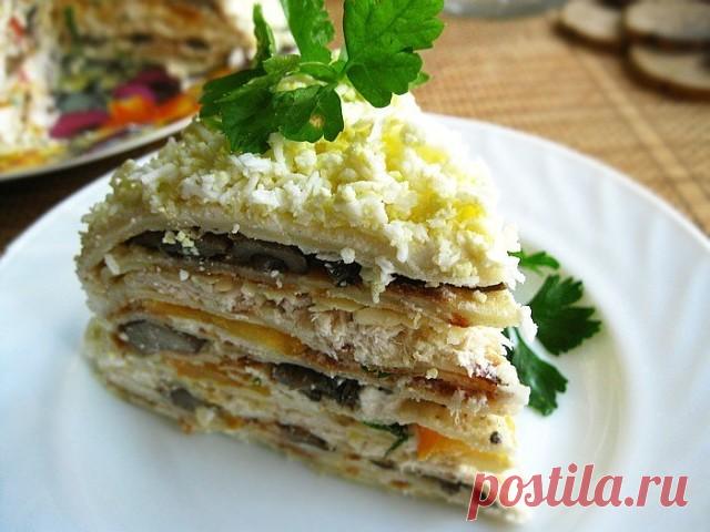 Селедочный тортик

Из простых магазинных вафельных коржей, который нам продемонстрировала шеф-повар одного из ресторанов города. С тех пор мы вечные и благодарные поклонники этого замечательного закусочного тортика, которым украшаем наши праздничные столы. Еще ни один гость не ушел от нас, не попросив этот рецепт)))

Ингредиенты:
Корж (вафельный, 6-7 штук, ок. 100 г) — 1 пач.
Сельдь (соленая, филе, ок. 200 г) — 1 шт
Шампиньоны — 300 г
Лук репчатый (две шт.) — 200 г
Морковь...