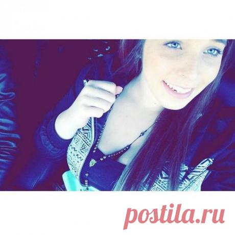 Девушка - контрабас: новые фото звезды Инстаграма