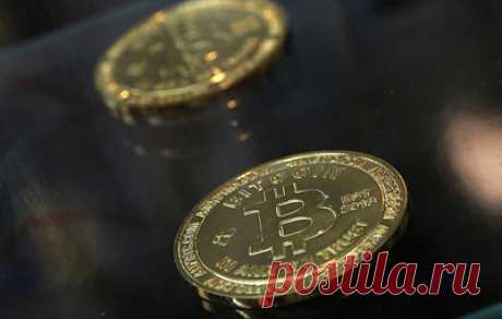 Стоимость биткойна достигла $67 тыс.. Цена криптовалюты вновь обновила исторический максимум