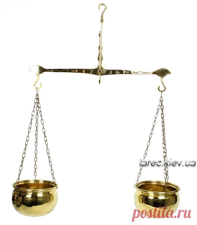 Купить старые весы латунные чаши подарок фармацевту банкиру | Интернет-магазин подарков Ларец. Интересные предметы для интерьера загородного дома