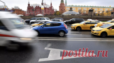 В Москве создали 500 км выделенных полос для городского транспорта. Мэр Москвы Сергей Собянин рассказал, что общая протяжённость выделенных полос для городского транспорта в настоящее время составляет 500 км. Читать далее