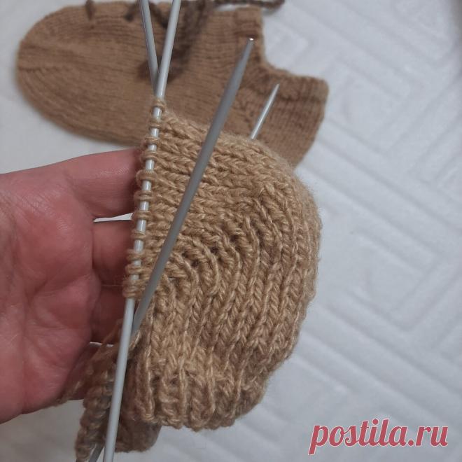 Вязать пятку 