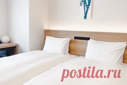 Отель Софии Ротару в Ялте собрались национализировать. Отель советской и украинской певицы Софии Ротару в центре Ялты могут национализировать и реализовать на торгах. Уточняется, что владелица недвижимости уже знает об этом и намерена продать собственность, снизив цену. В настоящее время риелторы обзванивают интересовавшихся виллой покупателей.