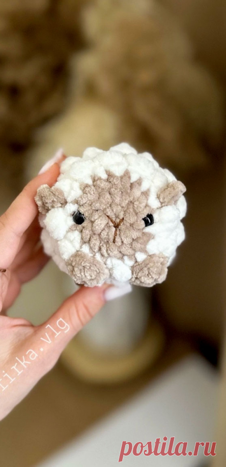 PDF Мини овечка Кудряшка крючком. FREE crochet pattern; Аmigurumi toy patterns. Амигуруми схемы и описания на русском. Вязаные игрушки и поделки своими руками #amimore - плюшевая овечка, маленькая овца из плюшевой пряжи, баран.