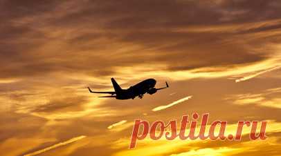 Летевший в Уфу самолёт совершил аварийную посадку в Тюменской области. Пассажирский самолёт рейса Ноябрьск — Уфа совершил аварийную посадку в Тюменской области. Читать далее