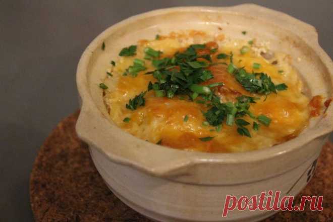 Мясо в горшочках