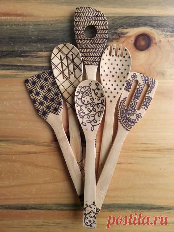 Wood burned kitchen utensils, bamboo wooden spoons