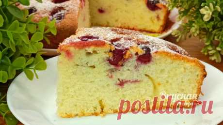 Быстрый молочный пирог к чаю. Все смешала и в духовку. | Вкусная история | Дзен