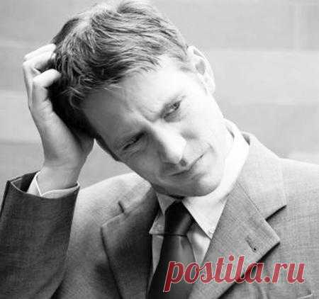 Между
тем, что я думаю,
тем, что я хочу сказать,
тем, что я, как мне кажется, говорю,
тем, что я говорю,
и тем, что вы хотите услышать,
и тем, что как вам кажется, вы слышите,
тем, что вы хотите понять
тем, что вы понимаете,
стоит десять вариантов возникновения
непонимания.
Но всё-таки давайте попробуем…
Бернар Вербер