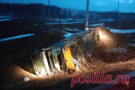Попавший в ДТП под Самарой автобус вёз граждан Узбекистана. Транспортное средство следовало в Нижний Новгород.