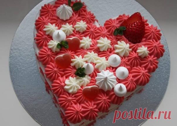 Торт "Сердце Павловой" 
Безе:
120 гр Белок от яйца
120 гр Сахар
120 гр Сахарная пудра
10 гр Кукурузный крахмал
5 гр Лимонный сок
Щепотка соли
Ягоды для украшения
Крем :
150 гр Творожно-сливочный сыр
150 гр Сливки 33-35%
50 гр Сахарная пудра