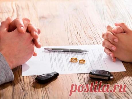 Можно ли выписать бывшего супруга из квартиры после развода? Фото с сайта