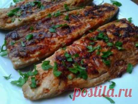 Вкуснейшая скумбрия по Гордону Рамзи. Рецептов из скумбрии очень много, вот и я решила поделиться одним из них. Очень любим скумбрию, эту недорогую и полезную рыбу. Приготовив её по рецепту знаменитого повара, вы ещё больше в неё влюбитес…