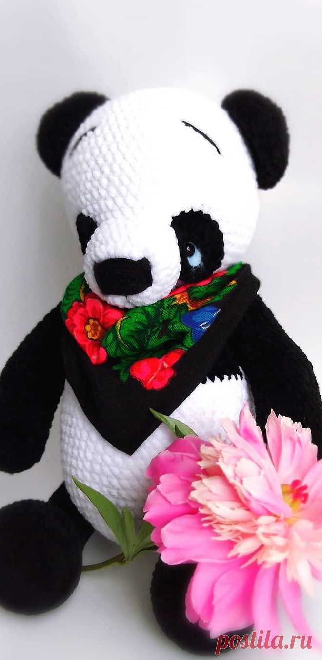 PDF Панда Тери крючком. FREE crochet pattern; Аmigurumi animal patterns. Амигуруми схемы и описания на русском. Вязаные игрушки и поделки своими руками #amimore - Панда, медведь, зефирный медвежонок, плюшевый мишка.