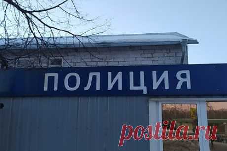 В Сочи пропали пятеро детей. Полиция в Сочи ищет пятерых детей, которые пропали 31 марта. Там уточнили, что речь идет о мальчиках в возрасте от 8 до 13 лет. 31 марта они отправились на прогулку в Адлерском районе, но домой не вернулись. По словам очевидцев, последний раз детей видели, когда они купались в бассейне при гостинице «Аврора».
